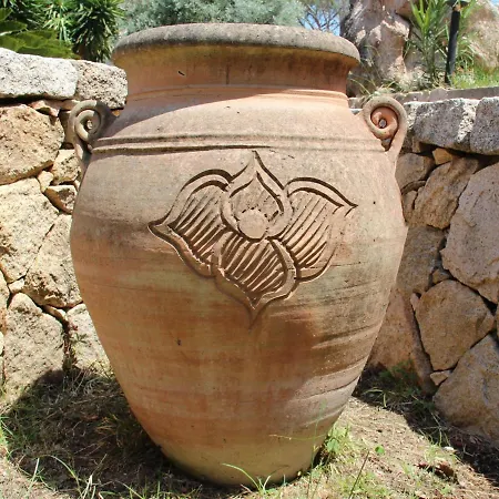 La Giara D'ambra Garden House *